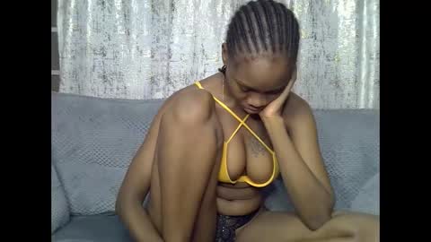 fine_queen12 online show from May 2026 11:16:01 AM