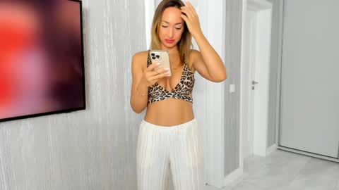 FinestChantilly online show from April 2026 06:07:02 AM