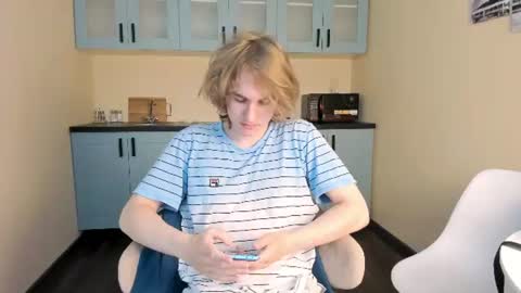 Snapshot of finnbev chatting on July 2026 08:37:01 PM finnbev online show from July 2026 08:37:01 PM
