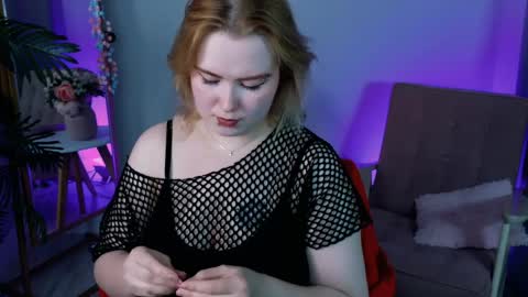 Fiona online show from April 2026 10:59:01 PM