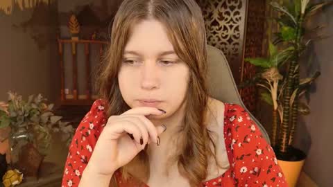 fiora online show from November 2025 05:28:02 AM