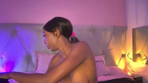 Fiorela Lenin  online show from January 2026 12:32:01 PM