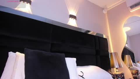 Fiorela online show from April 2026 06:19:01 AM