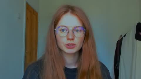 Snapshot of fire_luna chatting on July 2026 09:18:01 AM fire_luna online show from July 2026 09:18:01 AM