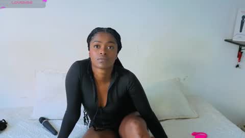 Snapshot of fireebony chatting on October 2025 09:59:01 PM Pau online show from October 2025 09:59:01 PM