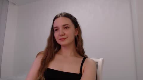 fireflies_fly_ online show from February 2026 06:52:02 PM