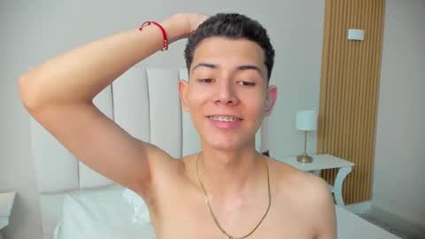 Nicolas online show from October 2025 12:48:02 PM