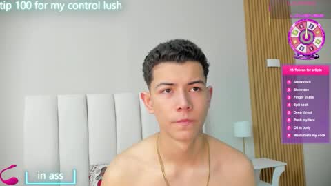 Nicolas online show from October 2025 12:49:02 PM