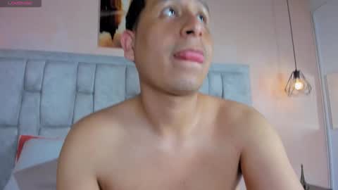 Duvan Jones online show from February 2026 07:20:02 PM