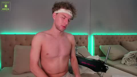 Snapshot of firevein chatting on September 2025 10:28:02 AM Sexy Tony online show from September 2025 10:28:02 AM