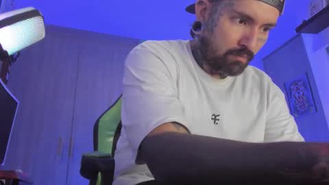 fisherrman666 online show from November 2025 02:21:01 AM