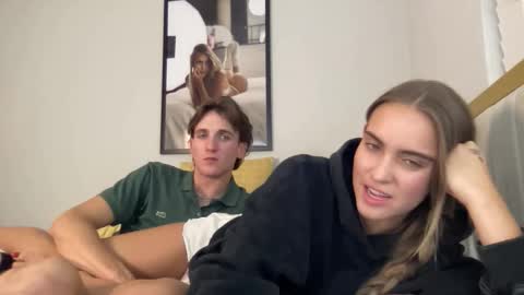 Snapshot of fitbadonk chatting on November 2025 04:45:02 AM fitbadonk online show from November 2025 04:45:02 AM