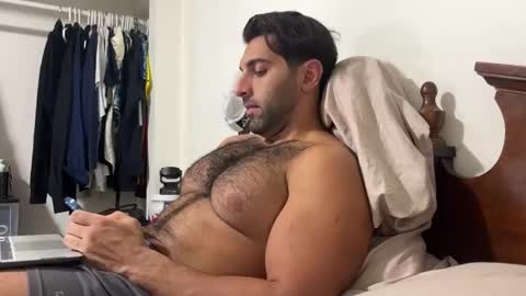 Snapshot of fitcurvyman4fun_69 chatting on November 2025 01:06:02 AM fitcurvyman4fun_69 online show from November 2025 01:06:02 AM