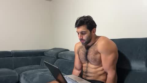 fitcurvyman4fun_69 online show from November 2025 05:36:02 PM