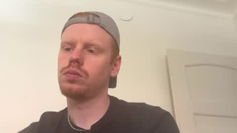 Snapshot of fitgingerguyy chatting on July 2026 11:17:02 AM fitgingerguyy online show from July 2026 11:17:02 AM