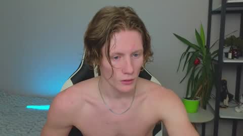 Snapshot of fixsicki chatting on January 2025 03:12:02 AM Eren. online show from January 2025 03:12:02 AM