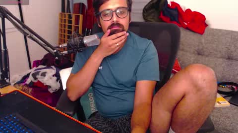 fizz6572 online show from November 2025 09:06:02 PM