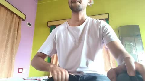 Snapshot of fizz_04_fun chatting on July 2026 09:33:01 AM Ur BoyToy online show from July 2026 09:33:01 AM
