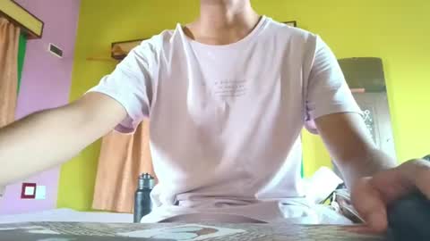 Snapshot of fizz_04_fun chatting on August 2026 07:29:01 AM Ur BoyToy online show from August 2026 07:29:01 AM