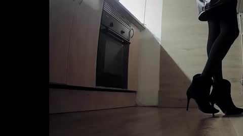 flakoyflaki online show from October 2025 07:23:01 PM