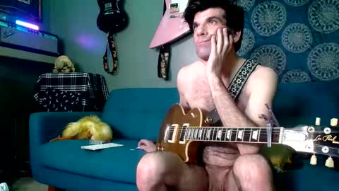 Flannel Dong online show from December 2025 07:47:01 AM