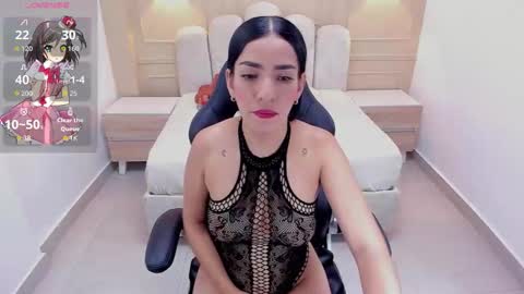   FLEUR   online show from March 2026 12:32:01 PM