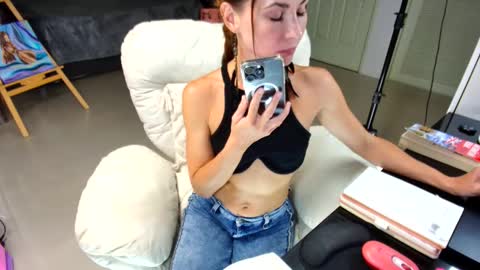 Flexy Cat online show from March 2026 01:00:01 PM