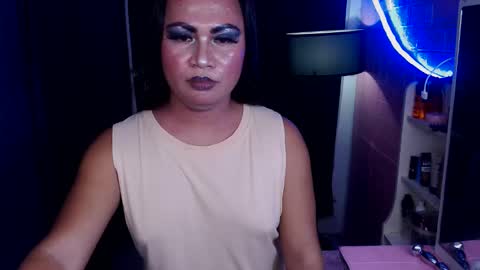 Snapshot of flirtangel93 chatting on February 2025 05:52:02 PM Angel online show from February 2025 05:52:02 PM