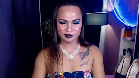 Snapshot of flirtangel93 chatting on February 2025 08:31:01 PM Angel online show from February 2025 08:31:01 PM