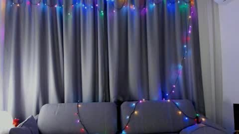 Doloras online show from February 2026 08:09:01 PM