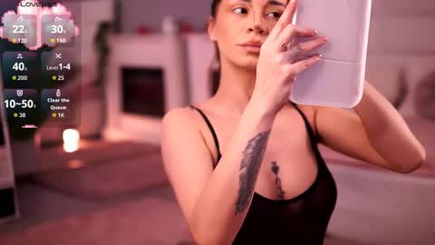 Ana online show from November 2025 01:38:01 AM