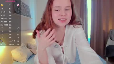 Hayley  I WILL COME BACK ON MAY 27TH 6pm UTC online show from July 2026 06:17:02 AM