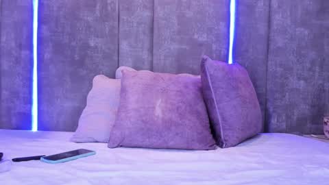 Snapshot of florasue_ chatting on March 2025 01:48:01 PM online show from March 2025 01:48:01 PM