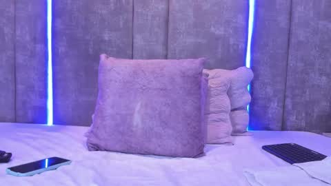 Snapshot of florasue_ chatting on March 2025 04:55:01 PM online show from March 2025 04:55:01 PM
