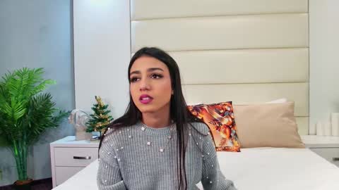 Vanessa online show from December 2024 10:37:01 PM