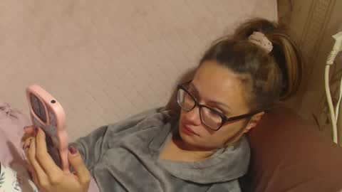 Snapshot of flowercandydoll chatting on September 2025 11:15:01 AM say meow and send tip online show from September 2025 11:15:01 AM