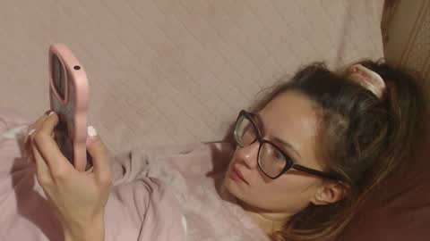 Snapshot of flowercandydoll chatting on November 2025 01:51:02 AM say meow and send tip online show from November 2025 01:51:02 AM