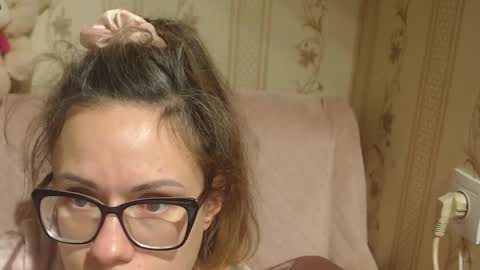 say meow and send tip  online show from November 2025 04:39:01 PM