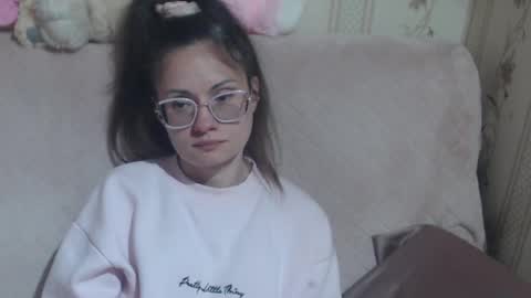 say meow and send tip  online show from April 2026 01:10:02 PM