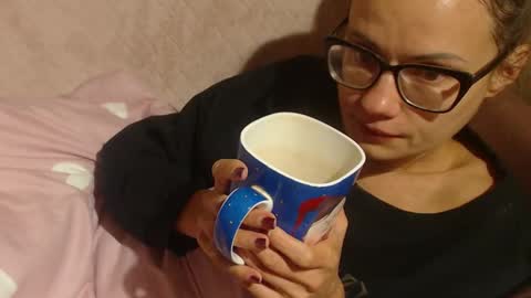 say meow and send tip  online show from October 2025 07:10:02 PM