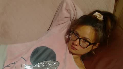 say meow and send tip  online show from October 2025 06:28:02 PM