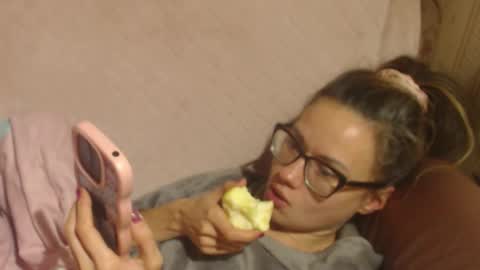 say meow and send tip  online show from November 2025 11:58:01 PM