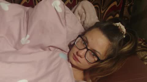 say meow and send tip  online show from November 2025 07:07:02 PM