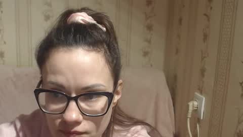 say meow and send tip  online show from February 2026 12:35:01 PM