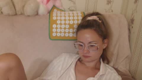 Snapshot of flowercandydoll13 chatting on June 2026 07:18:01 PM say meow and send tip online show from June 2026 07:18:01 PM