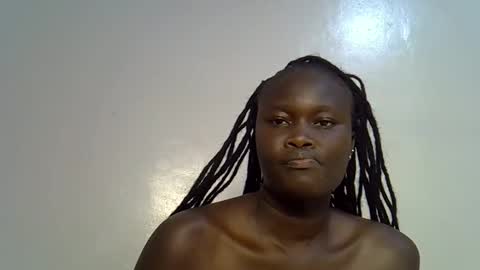 flowerdiva002 online show from December 2025 06:03:01 PM