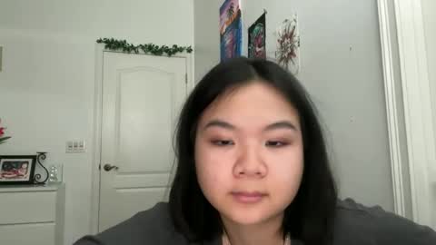 flowerlvr online show from January 2025 08:44:01 PM