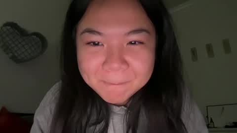 flowerlvr online show from October 2025 02:32:01 AM