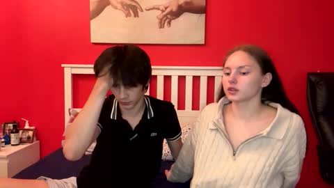 Snapshot of flowerscouple chatting on September 2025 02:31:02 PM flowerscouple online show from September 2025 02:31:02 PM