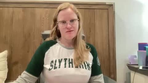 flowingpeach online show from January 2026 05:34:02 AM